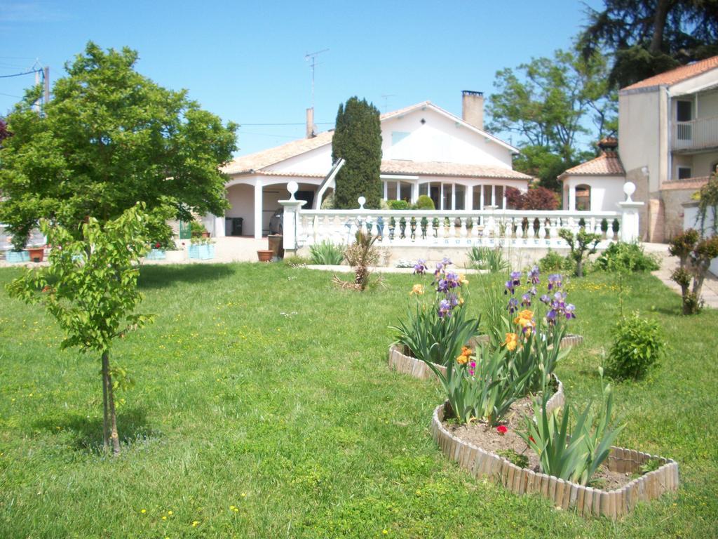 "Les Peyres" Hotel Lamothe-Landerron Exterior foto